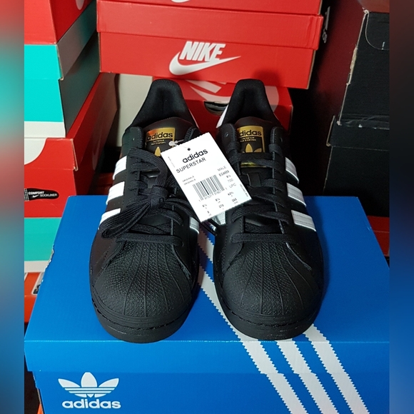 ADIDAS SUPERSTAR TRIPLE BLACK MEN'S US SIZE 11.5 BRAND NEW IN BOX - Picture 2 of 8
